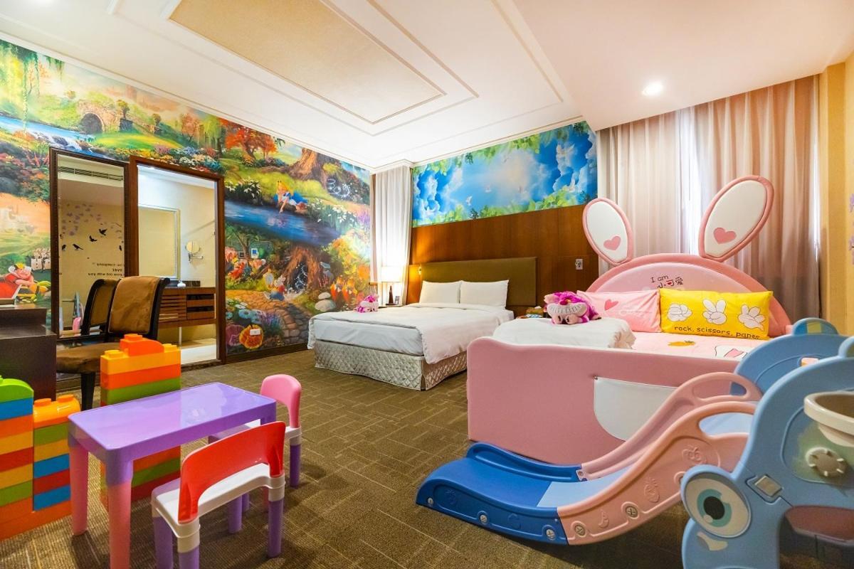 Hotel Golden Tulip - Aesthetics Zhunan Exteriér fotografie