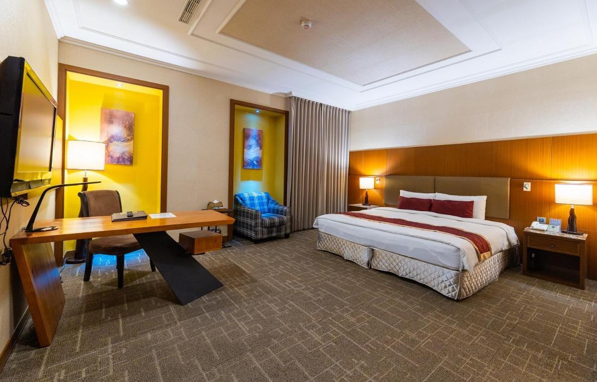 Hotel Golden Tulip - Aesthetics Zhunan Exteriér fotografie
